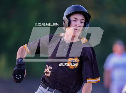 Thumbnail 2 in Fuquay - Varina @ Gray's Creek (NCHSAA 4A - 1st Round) photogallery.