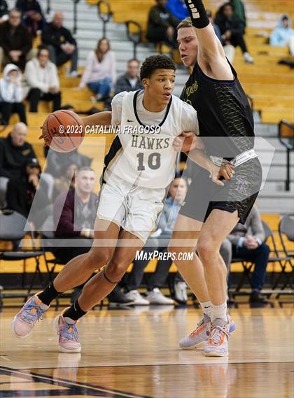 Thumbnail 2 in St. Rose vs. Hudson Catholic (Metro Classic) photogallery.