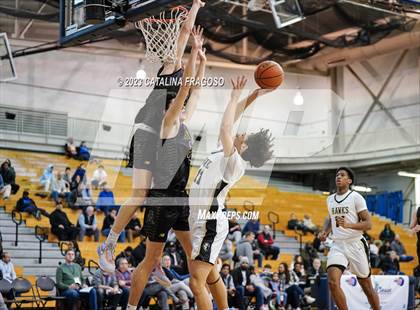 Thumbnail 2 in St. Rose vs. Hudson Catholic (Metro Classic) photogallery.