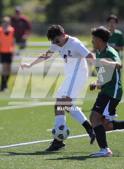 Thumbnail 1 in Eaglecrest @ Bear Creek photogallery.