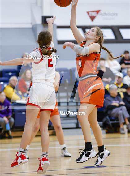 Thumbnail 3 in Southern Boone vs Kirksville (Sophie Cunningham Classic) photogallery.