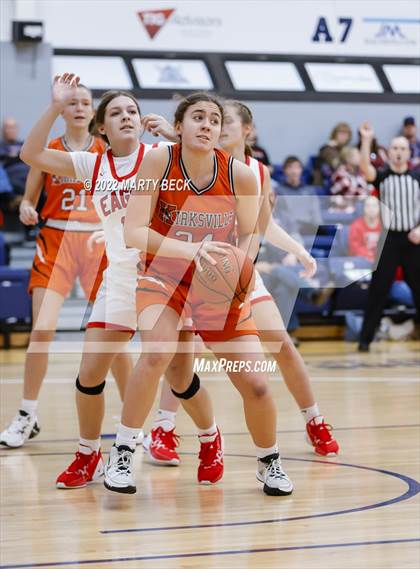 Thumbnail 2 in Southern Boone vs Kirksville (Sophie Cunningham Classic) photogallery.