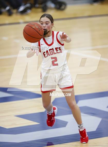 Thumbnail 3 in Southern Boone vs Kirksville (Sophie Cunningham Classic) photogallery.
