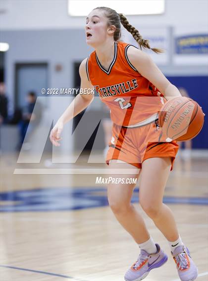 Thumbnail 3 in Southern Boone vs Kirksville (Sophie Cunningham Classic) photogallery.