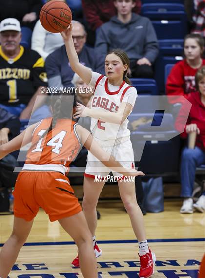 Thumbnail 2 in Southern Boone vs Kirksville (Sophie Cunningham Classic) photogallery.