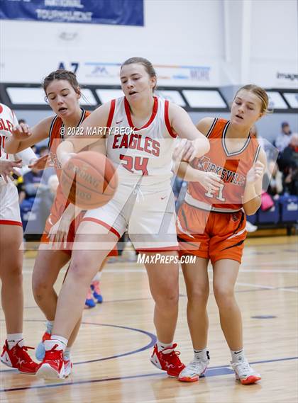 Thumbnail 1 in Southern Boone vs Kirksville (Sophie Cunningham Classic) photogallery.