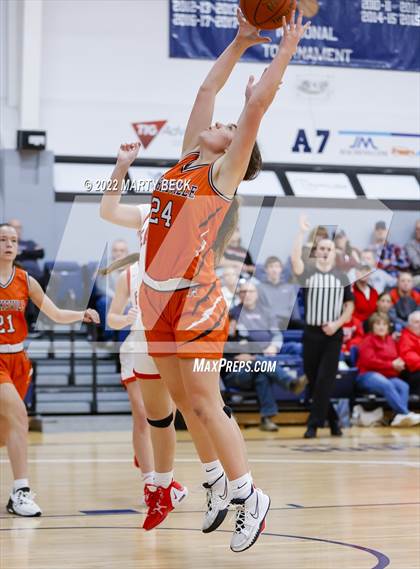 Thumbnail 3 in Southern Boone vs Kirksville (Sophie Cunningham Classic) photogallery.