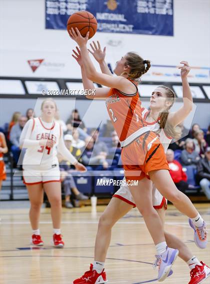 Thumbnail 3 in Southern Boone vs Kirksville (Sophie Cunningham Classic) photogallery.