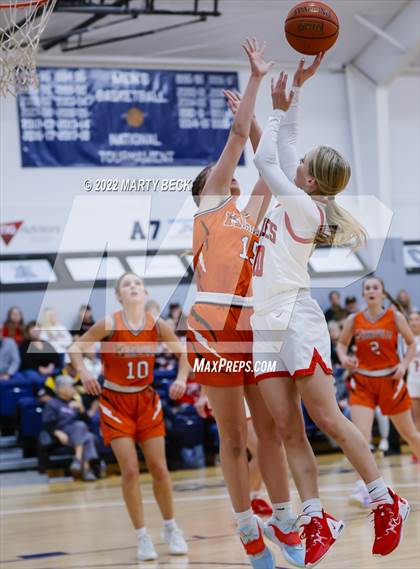 Thumbnail 2 in Southern Boone vs Kirksville (Sophie Cunningham Classic) photogallery.