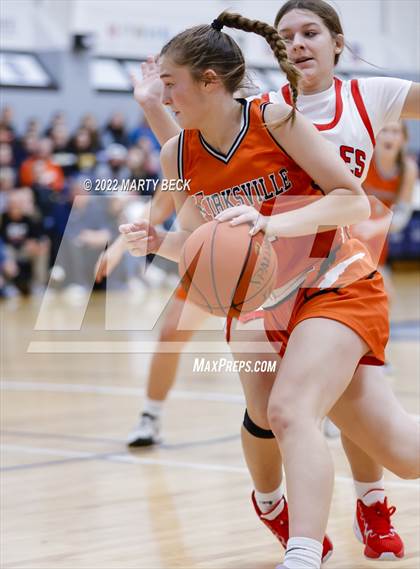Thumbnail 1 in Southern Boone vs Kirksville (Sophie Cunningham Classic) photogallery.