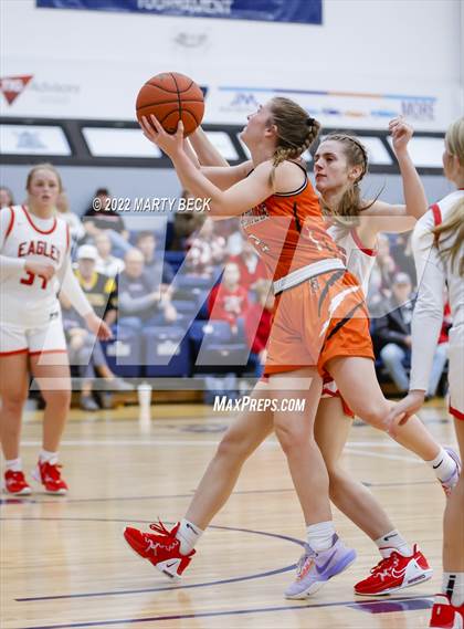 Thumbnail 2 in Southern Boone vs Kirksville (Sophie Cunningham Classic) photogallery.