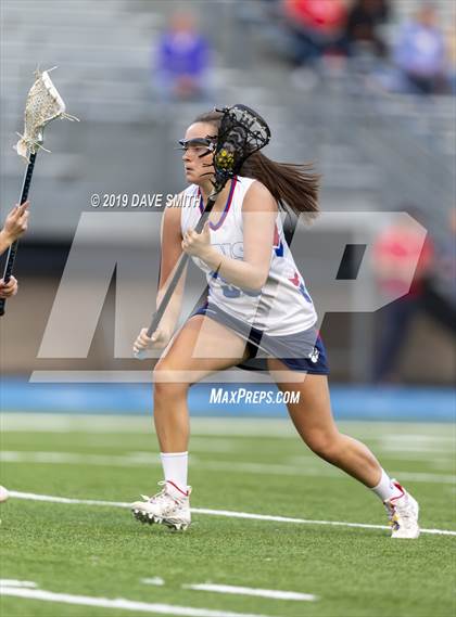 Thumbnail 2 in Arrowhead White vs Whitefish/Nicolet/Shorewood (WLF Round 1 Playoff) photogallery.