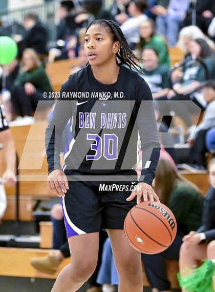 Thumbnail 3 in Ben Davis @ Zionsville photogallery.