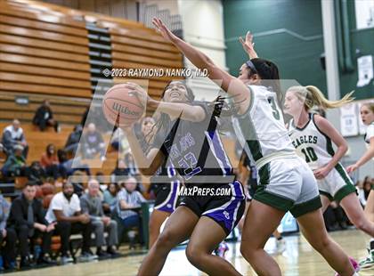 Thumbnail 2 in Ben Davis @ Zionsville photogallery.