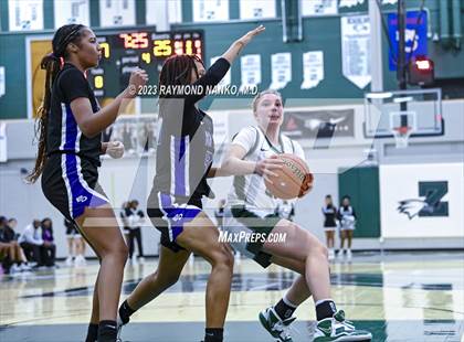 Thumbnail 3 in Ben Davis @ Zionsville photogallery.