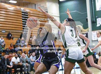 Thumbnail 3 in Ben Davis @ Zionsville photogallery.