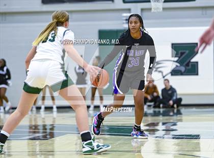 Thumbnail 3 in Ben Davis @ Zionsville photogallery.