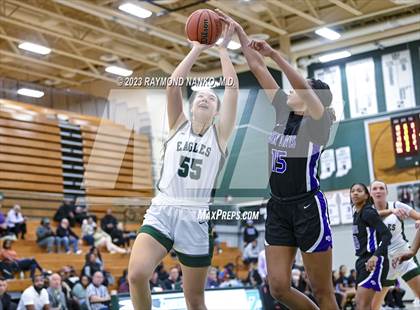 Thumbnail 3 in Ben Davis @ Zionsville photogallery.