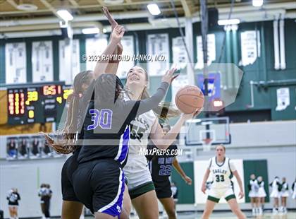 Thumbnail 3 in Ben Davis @ Zionsville photogallery.