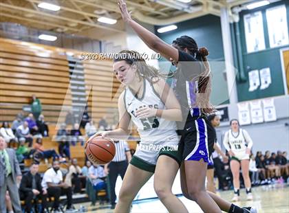 Thumbnail 2 in Ben Davis @ Zionsville photogallery.