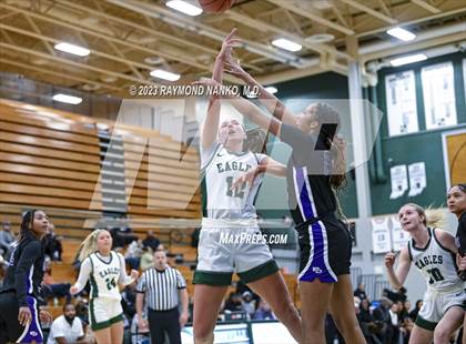 Thumbnail 1 in Ben Davis @ Zionsville photogallery.