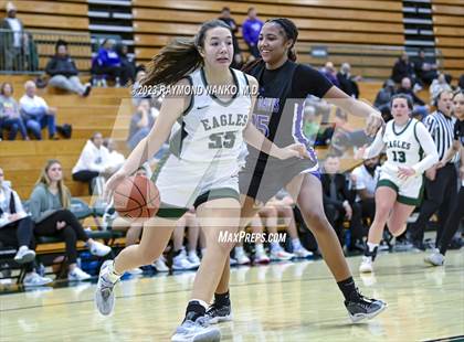 Thumbnail 2 in Ben Davis @ Zionsville photogallery.