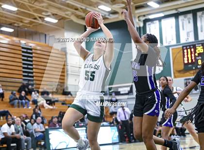 Thumbnail 2 in Ben Davis @ Zionsville photogallery.
