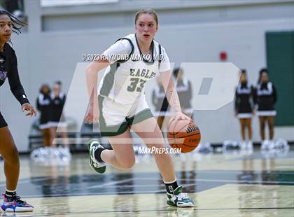 Thumbnail 1 in Ben Davis @ Zionsville photogallery.