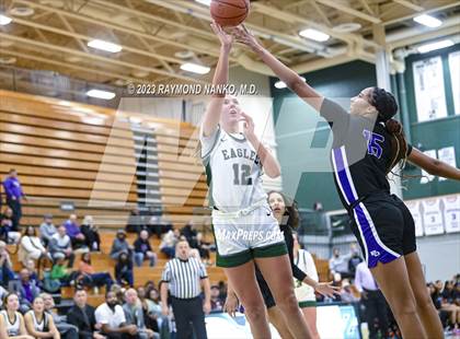 Thumbnail 2 in Ben Davis @ Zionsville photogallery.
