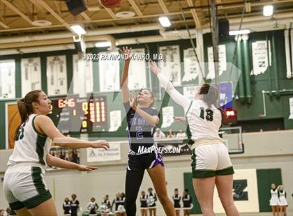 Thumbnail 1 in Ben Davis @ Zionsville photogallery.