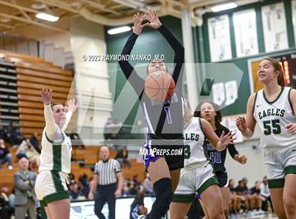 Thumbnail 2 in Ben Davis @ Zionsville photogallery.