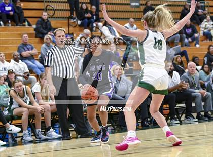 Thumbnail 3 in Ben Davis @ Zionsville photogallery.