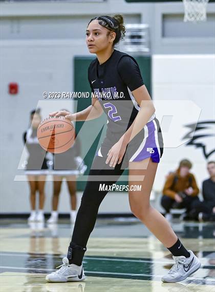 Thumbnail 2 in Ben Davis @ Zionsville photogallery.