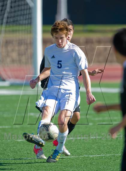 Thumbnail 2 in O'Connor vs Southwest (NISD Boys Soccer Showcase) photogallery.