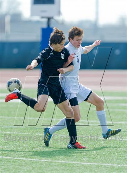 Thumbnail 2 in O'Connor vs Southwest (NISD Boys Soccer Showcase) photogallery.
