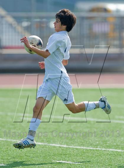 Thumbnail 2 in O'Connor vs Southwest (NISD Boys Soccer Showcase) photogallery.