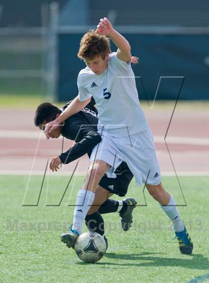 Thumbnail 3 in O'Connor vs Southwest (NISD Boys Soccer Showcase) photogallery.