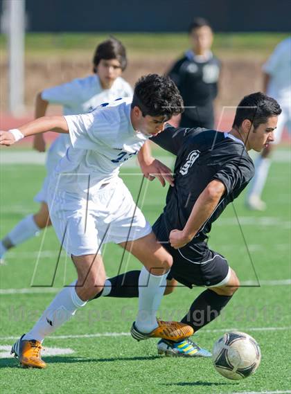 Thumbnail 3 in O'Connor vs Southwest (NISD Boys Soccer Showcase) photogallery.