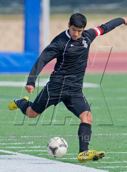 Thumbnail 2 in O'Connor vs Southwest (NISD Boys Soccer Showcase) photogallery.