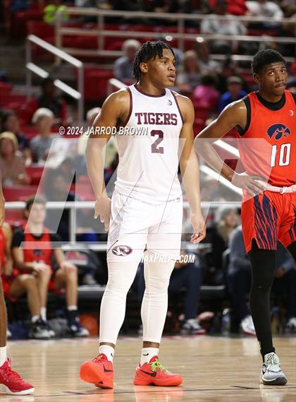 Thumbnail 1 in Silsbee vs. Hardin-Jefferson photogallery.