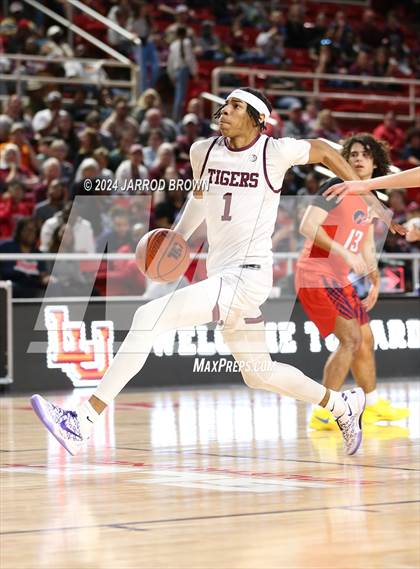 Thumbnail 1 in Silsbee vs. Hardin-Jefferson photogallery.