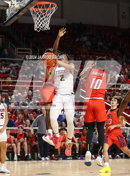 Thumbnail 2 in Silsbee vs. Hardin-Jefferson photogallery.
