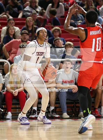 Thumbnail 2 in Silsbee vs. Hardin-Jefferson photogallery.