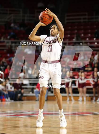 Thumbnail 2 in Silsbee vs. Hardin-Jefferson photogallery.
