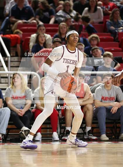 Thumbnail 1 in Silsbee vs. Hardin-Jefferson photogallery.
