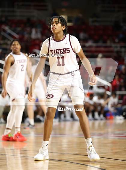 Thumbnail 1 in Silsbee vs. Hardin-Jefferson photogallery.