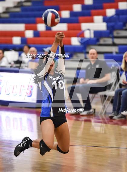 Thumbnail 3 in Monte Vista Christian vs. Sacred Heart Prep (CIF CCS D4 Final) photogallery.