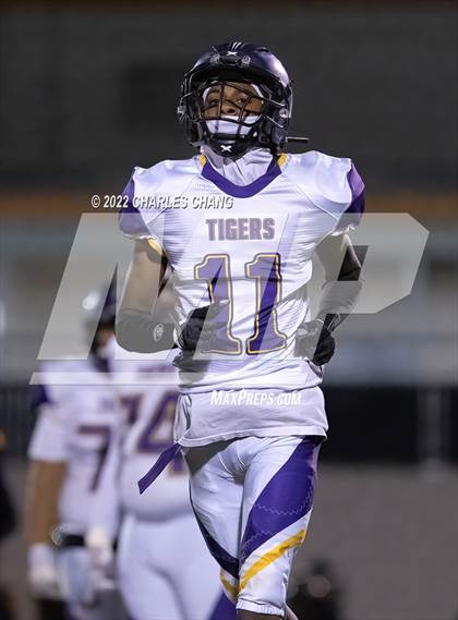 Thumbnail 3 in Lemoore vs McClymonds (CIF Div 2-AA Regional Final) photogallery.