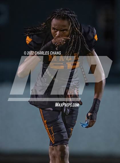 Thumbnail 3 in Lemoore vs McClymonds (CIF Div 2-AA Regional Final) photogallery.