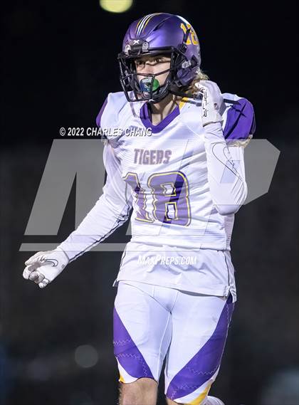 Thumbnail 2 in Lemoore vs McClymonds (CIF Div 2-AA Regional Final) photogallery.